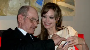 Artistul Ion Bârlădeanu vorbeşte despre întâlnirea cu Angelina Jolie