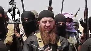 Unul dintre liderii reţelei teroriste Stat Islamic, Abu Omar al-Shishani, ar fi fost ucis într-un raid aerian în Siria