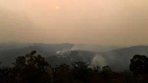 Un nor toxic de fum înconjoară capitala Australiei în urma incendiilor de vegetaţie din ultimele luni. VIDEO