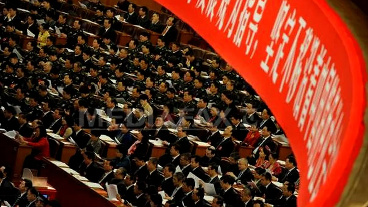 CHINA şi-a ales conducătorii. Cine sunt cei şapte oameni care vor decide în ţara cu cea mai numeroasă populaţie din lume - VIDEO