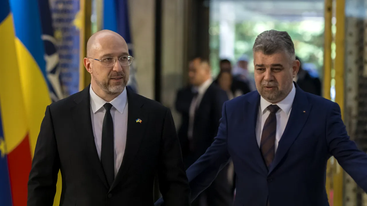 Ciolacu şi Shmyhal au semnat un memorandum privind tranzitul mărfurilor ucrainene prin România