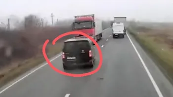 SOCIAL Prima mărturie a unui supraviețuitor din microbuzul cu suporteri greci: „pacientul mi-a spus că volanul s-a blocat”