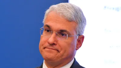 DECLARAȚII Categoriile profesionale la care nu se aplică interdicția cumulului pensie-salariu / Dragoș Pîslaru: „Vizăm corectarea unei anomalii”