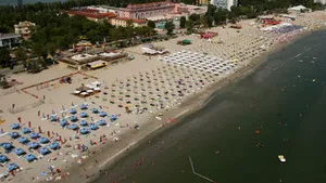 Romanian Tourism Ministry Agrees To Scrap Limit On Holiday Ticket Fees - Official