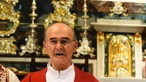 Răzmeriţă în biserică: Predica anti-vaccin a unui preot i-a pus pe fugă pe credincioşi. Oamenii au părăsit slujba 
