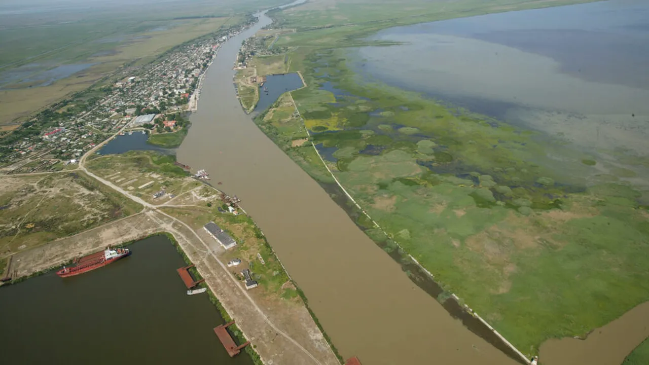 Marea Neagră înaintează pe Dunăre. Apa sărată poate ajunge la 25 km în interiorul Deltei. Pericol pentru apa potabilă