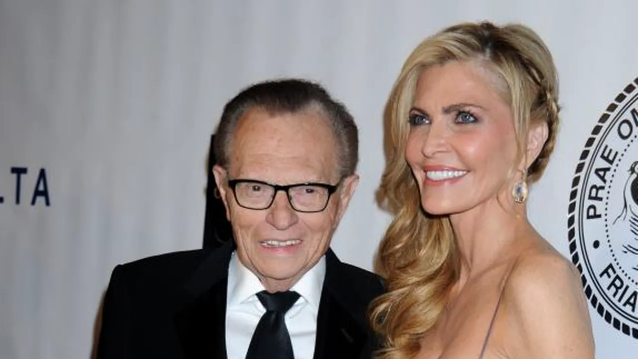 Larry King, în vârstă de 85 de ani, divorţează de a şaptea soţie după 22 de ani de căsnicie