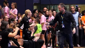 CSM Bucureşti va avea ambii antrenori la Campionatul Mondial de handbal feminin