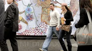 Mersul pe jos ar putea preveni deteriorarea creierului la bătrâneţe