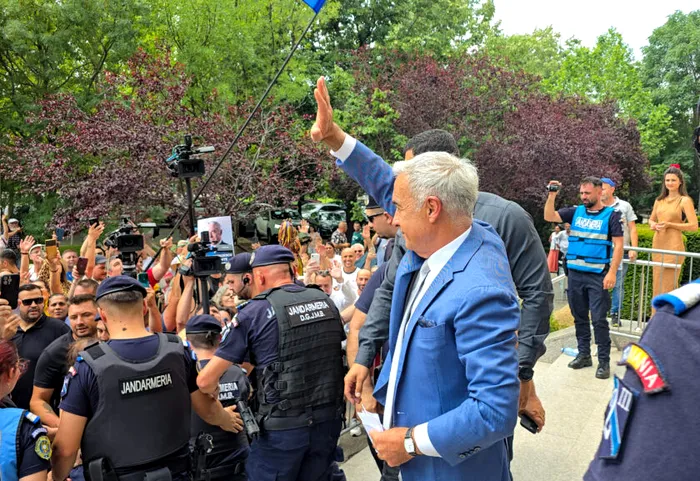 POLITIC Călin Georgescu a ieșit liber din Tribunalul București. Primul mesaj al fostului candidat