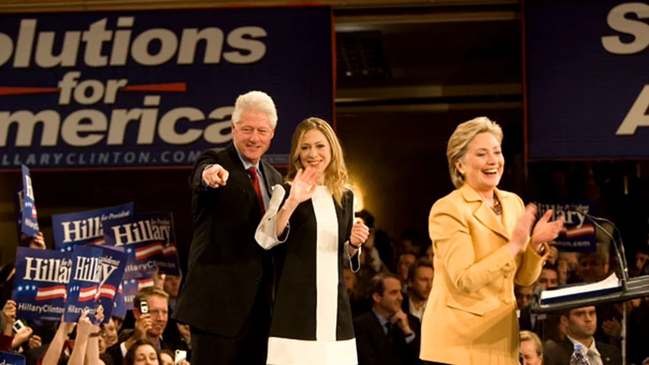Fiica lui Hillary şi Bill Clinton se căsătoreşte vara viitoare
