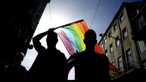 MEDIAFAX ZOOM: Paradele LGBT 2013 - GALERIE FOTO