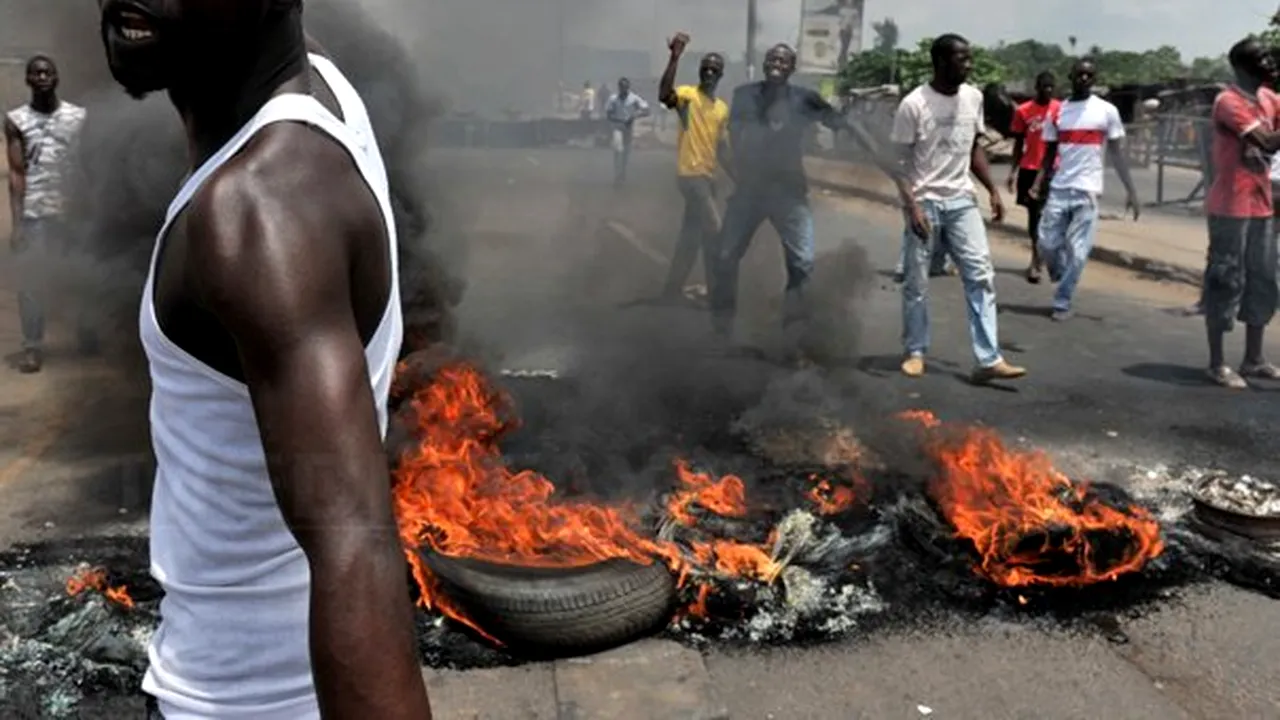 Noi violenţe în Coasta de Fildeş. Şase femei au fost ucise de susţinătorii lui Laurent Gbagbo - GALERIE FOTO