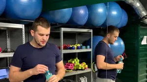 De ce trebuie să ţii cont când te apuci de mişcare şi care e costul a 12 şedinţe alături de un antrenor personal