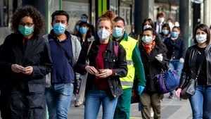 Medicul Adrian Marinescu: Dacă nu respectăm măsurile de distanţare după 15 mai, ne-am putea infecta în lanţ