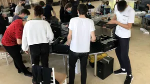 Cognizant Softvision România donează computere şi echipamente IT în valoare de peste 100.000 USD