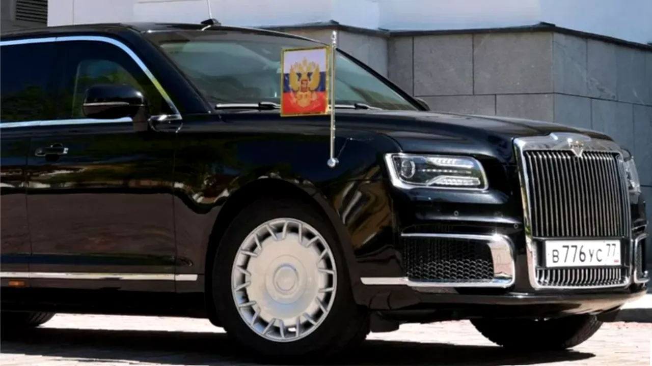 De ce i-a dat Putin lui Kim Jong-un o maşină de lux: cât costă şi ce model este