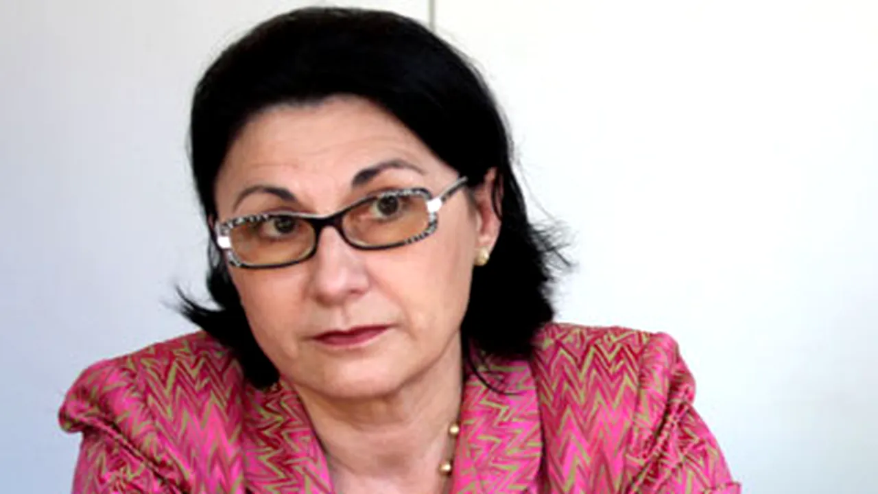 Andronescu: Numai dialogul poate rezolva problemele