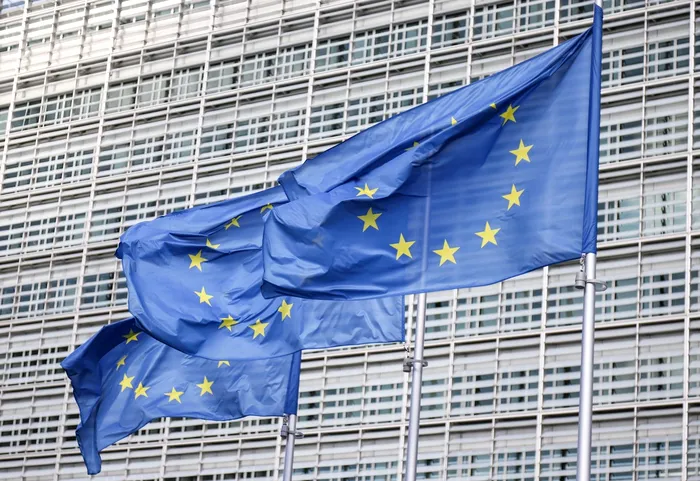 NEWS ALERT Comisia Europeană a aprobat varianta revizuită a PNRR: Cele opt spitale noi și Autostrada A7 rămân în plan / Bolojan: România are acum un PNRR realist