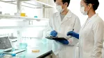 „Primul vaccin din lume” dezvoltat de AI. Ar putea combate o gamă variată de boli