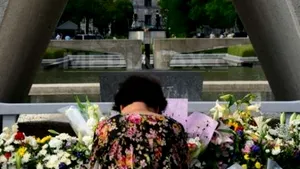 Japonezii comemorează 68 de ani de la bomba nucleară de la Hiroshima. Zeci de mii de persoane participă la ceremonii - GALERIE FOTO