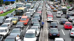 Şofer de închiriat, pentru a scăpa din ambuteiajele din China