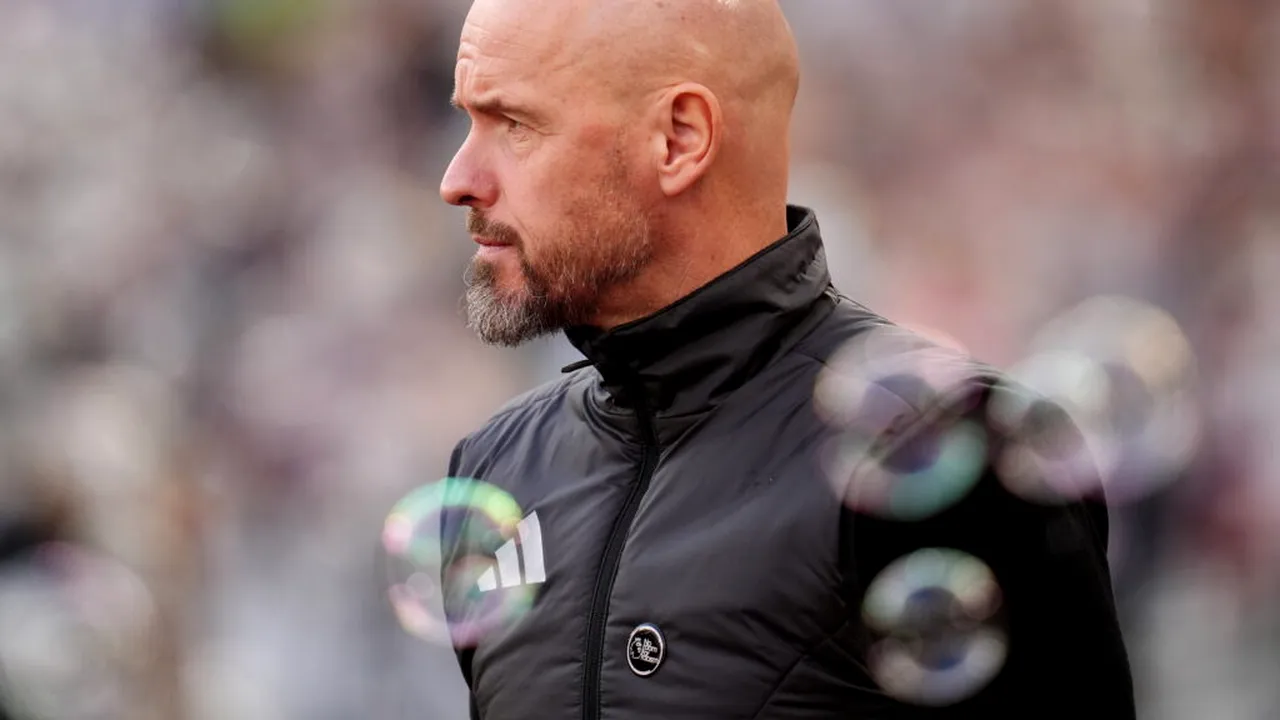 Bayer Leverkusen l-a prezentat oficial pe Erik ten Hag ca noul antrenor al echipei
