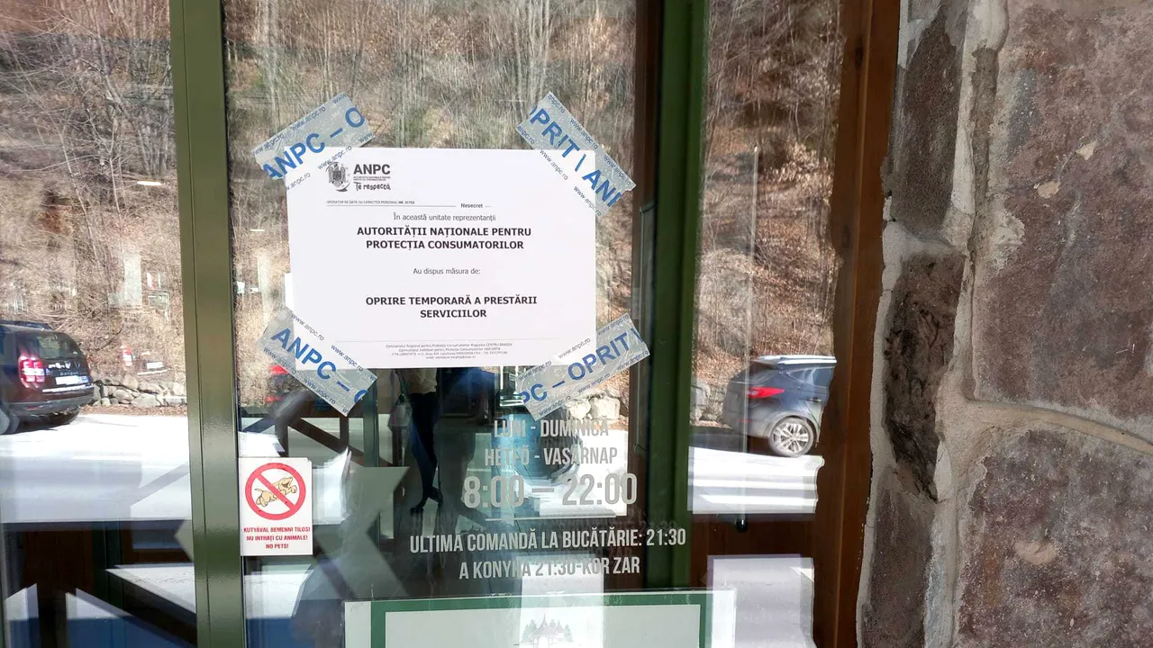 Trei familii au ajuns la spital după ce au mâncat la un restaurant dintr-o staţiune din Harghita