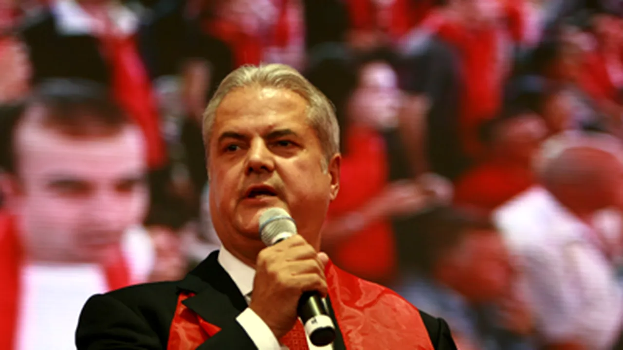 Năstase: Asumarea răspunderii pe legi atât de importante cum sunt Codurile, o mare greşeală