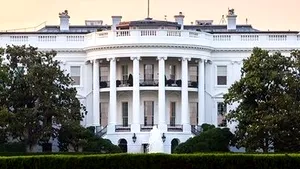 Un individ s-a împuşcat mortal în faţa Casei Albe. Secret Service încearcă să afle motivele sinuciderii