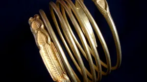 Directorul MNIR: Brăţările dacice, cea mai importantă descoperire după tezaurul de la Pietroasele