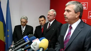 Miniştrii PSD demisionează din funcţiile deţinute în Guvern