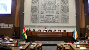 Contractele de litiu cu China și Rusia încing spiritele în parlamentul Boliviei