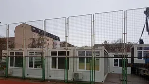 Doar şapte din cele 29 de şcoli din Suceava care au toaleta în curte au optat una tip container
