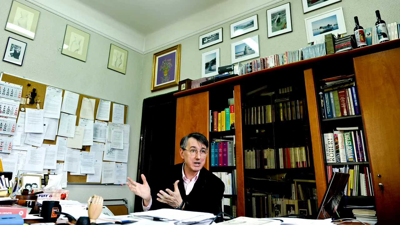 Patapievici: Uneori maneliştii pronunţă mai bine limba română decât unii moderatori de emisiuni de divertisment