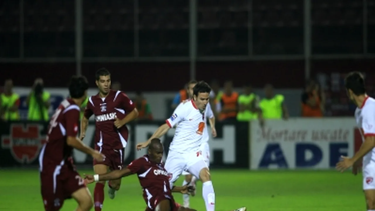 Rapid a învins Dinamo, scor 2-1, şi a trecut pe primul loc în clasament