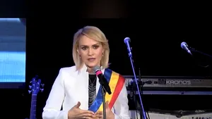 Rectorul şi preşedintele Senatului de la o prestigioasă universitate, propuşi cetăţeni de onoare ai Capitalei, în contextul scandalului privind reducerea locurilor de admitere