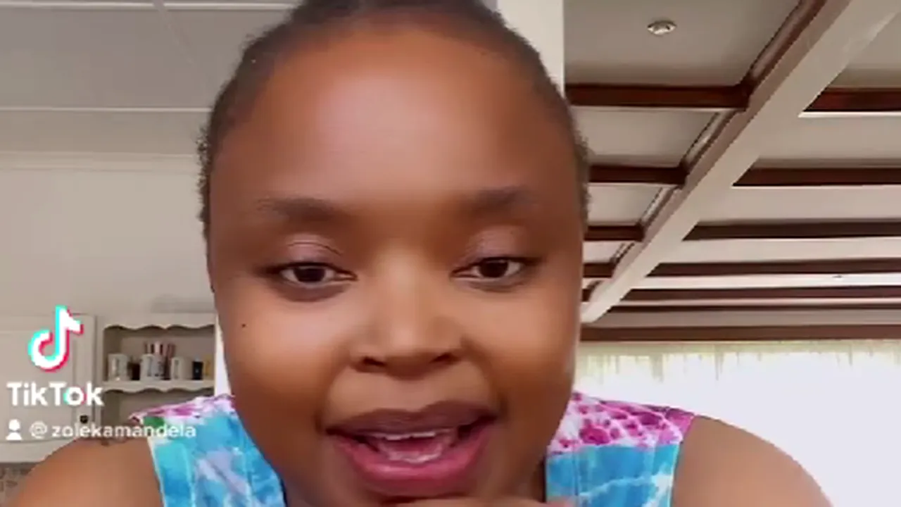 Nepoata lui Nelson Mandela a murit la vârsta de 43 de ani