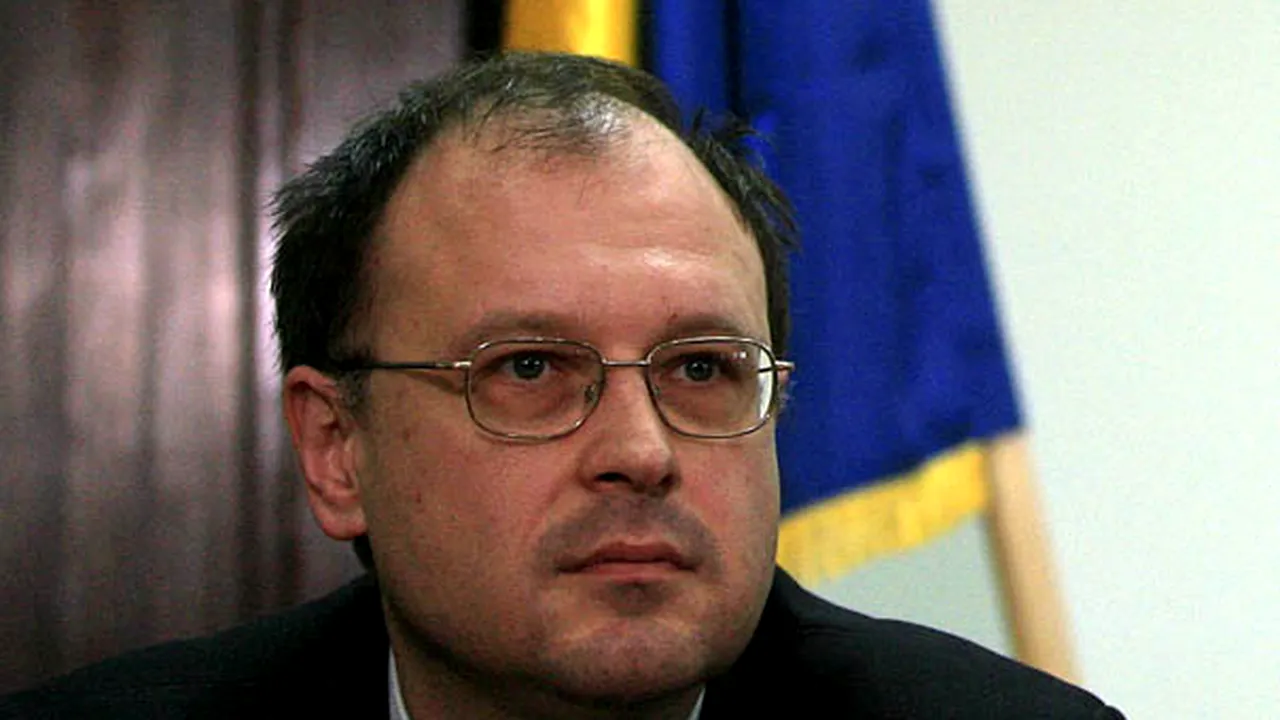 Ladislau Csendes a demisionat din funcţia de preşedinte al CNSAS invocând motive de securitate