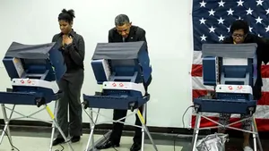 Un alegător din Illinois i-a spus lui Barack Obama să nu se atingă de iubita sa - VIDEO