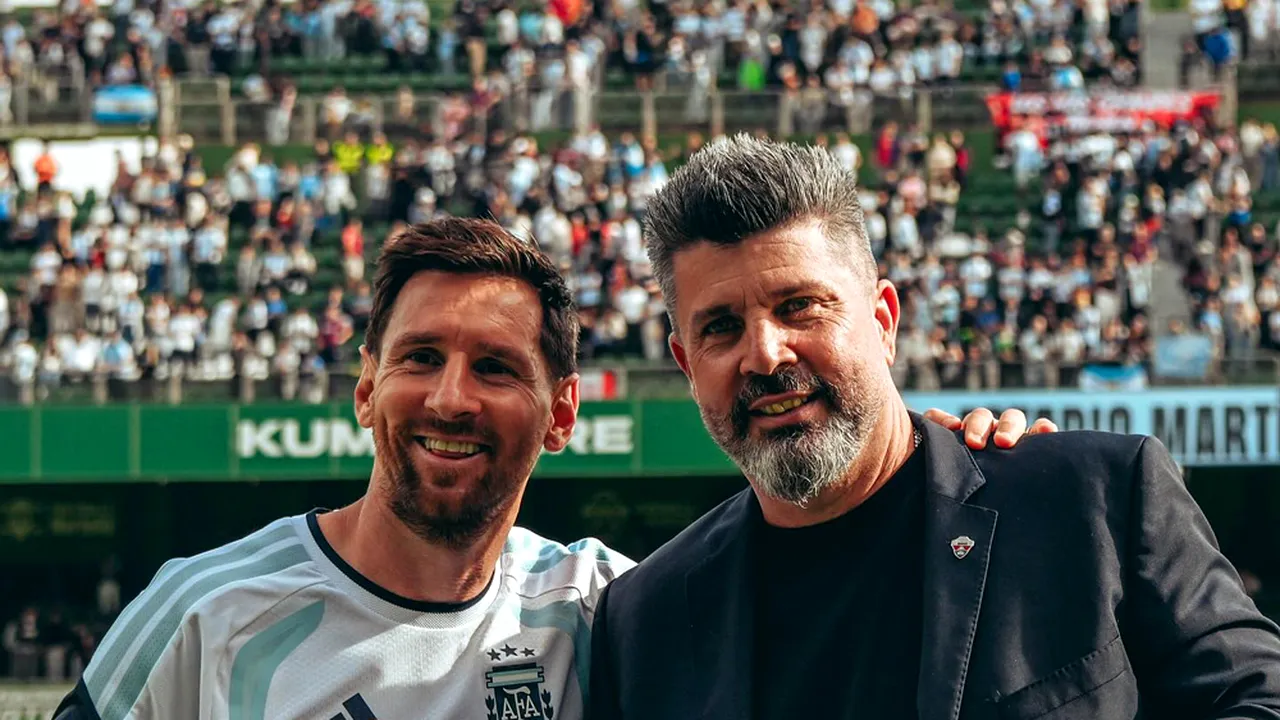 30.000 de spectatori, prezenți la antrenamentul naționalei de fotbal a Argentinei. Messi, omagiat de clubul Elche CF
