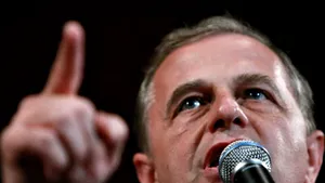 Geoană: Lumea aşteaptă de la PSD soluţii reale, şi nu desene pe dealurile Bucovinei