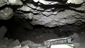 Associated Press: Statul Islamic a construit o reţea de tuneluri sub oraşul irakian Sinjar - VIDEO