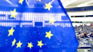 Ziua Europei, 9 mai: Deputaţii români din Parlamentul European intră în dialog live cu cetăţenii