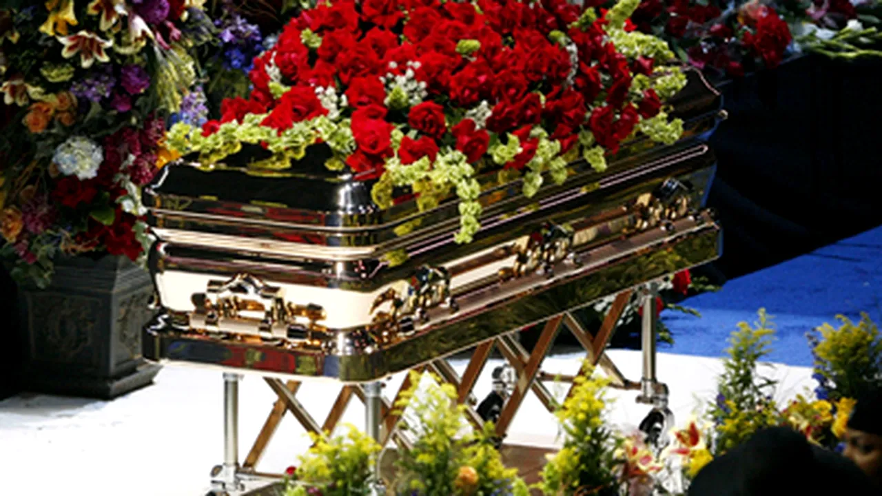Familia nu îl va înmormânta pe Michael Jackson fără creier