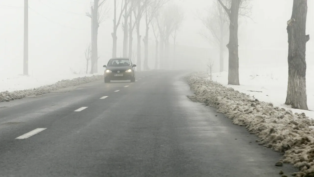 Se strică vremea în România. Va fi frig și în unele zone va ninge