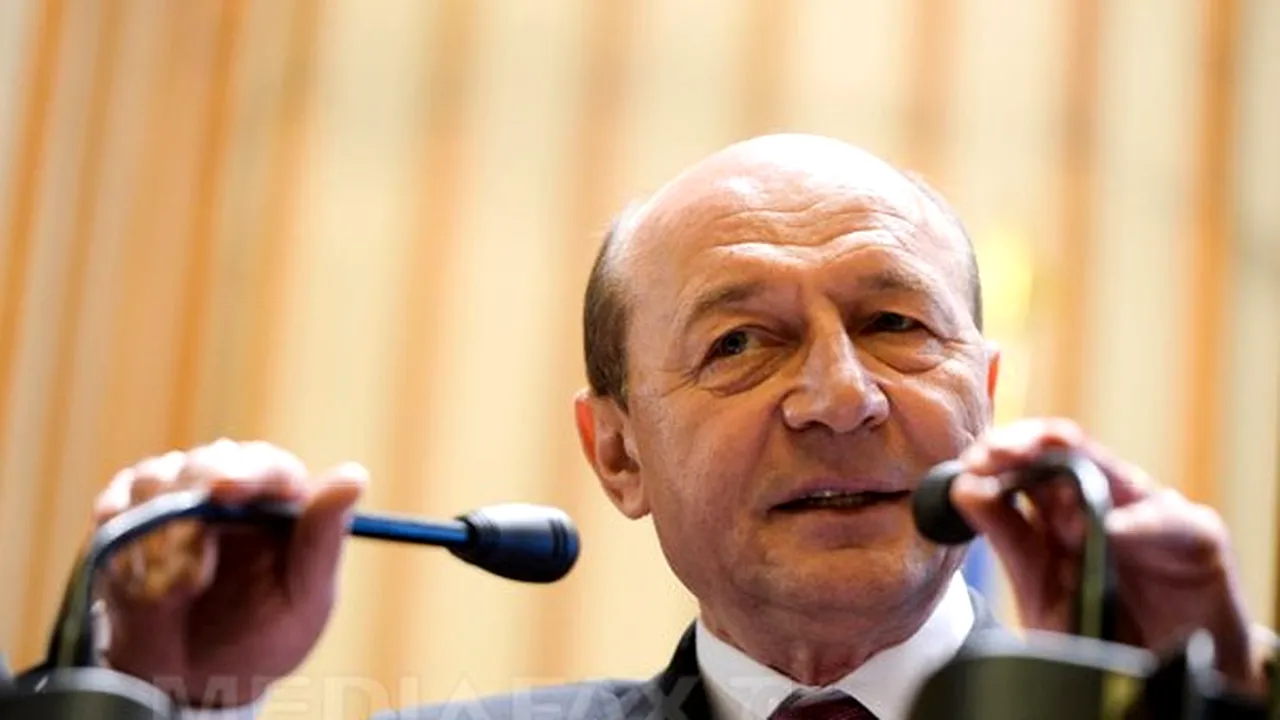 Traian Băsescu: Cred în Elena Udrea indiferent cât de supăraţi sunt toţi pe mine că n-o abandonez