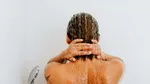Dușul de dimineață sau cel de seară: care este mai eficient pentru igienă și sănătatea pielii?