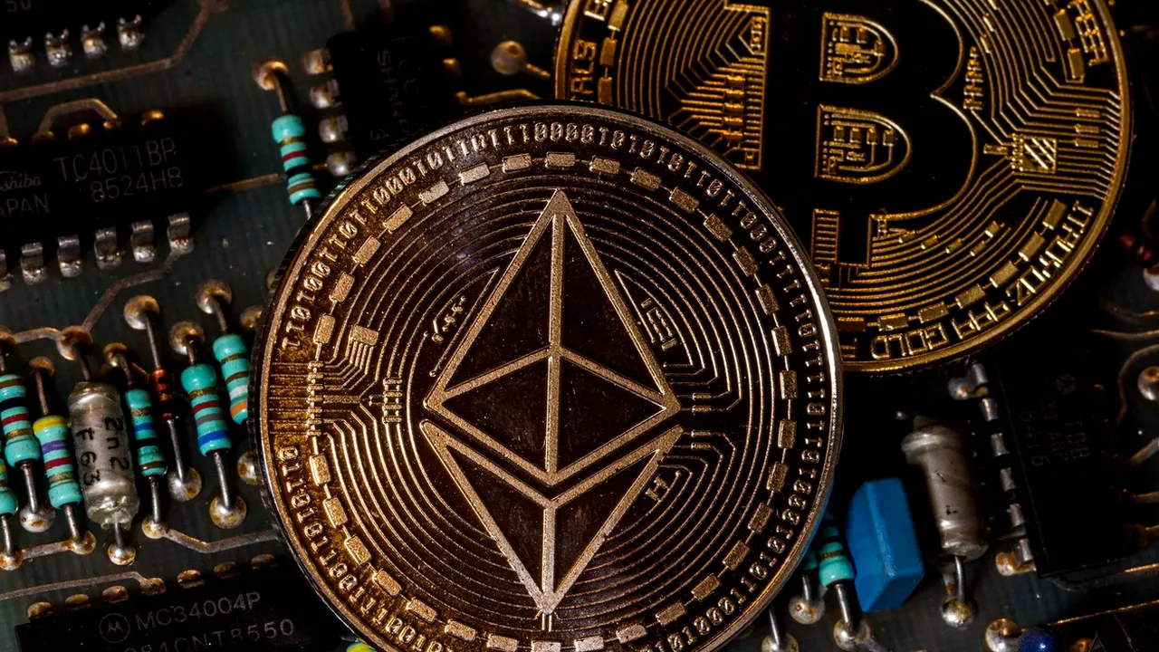 Ether, a doua criptomonedă a lumii, a atins joi un maxim istoric