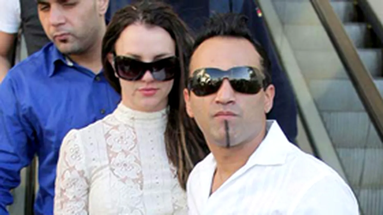 Britney s-a măritat în secret cu paparazzo Adnan Ghalib (video ProTv)